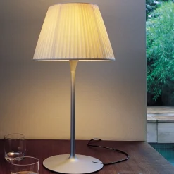 Romeo Soft Table